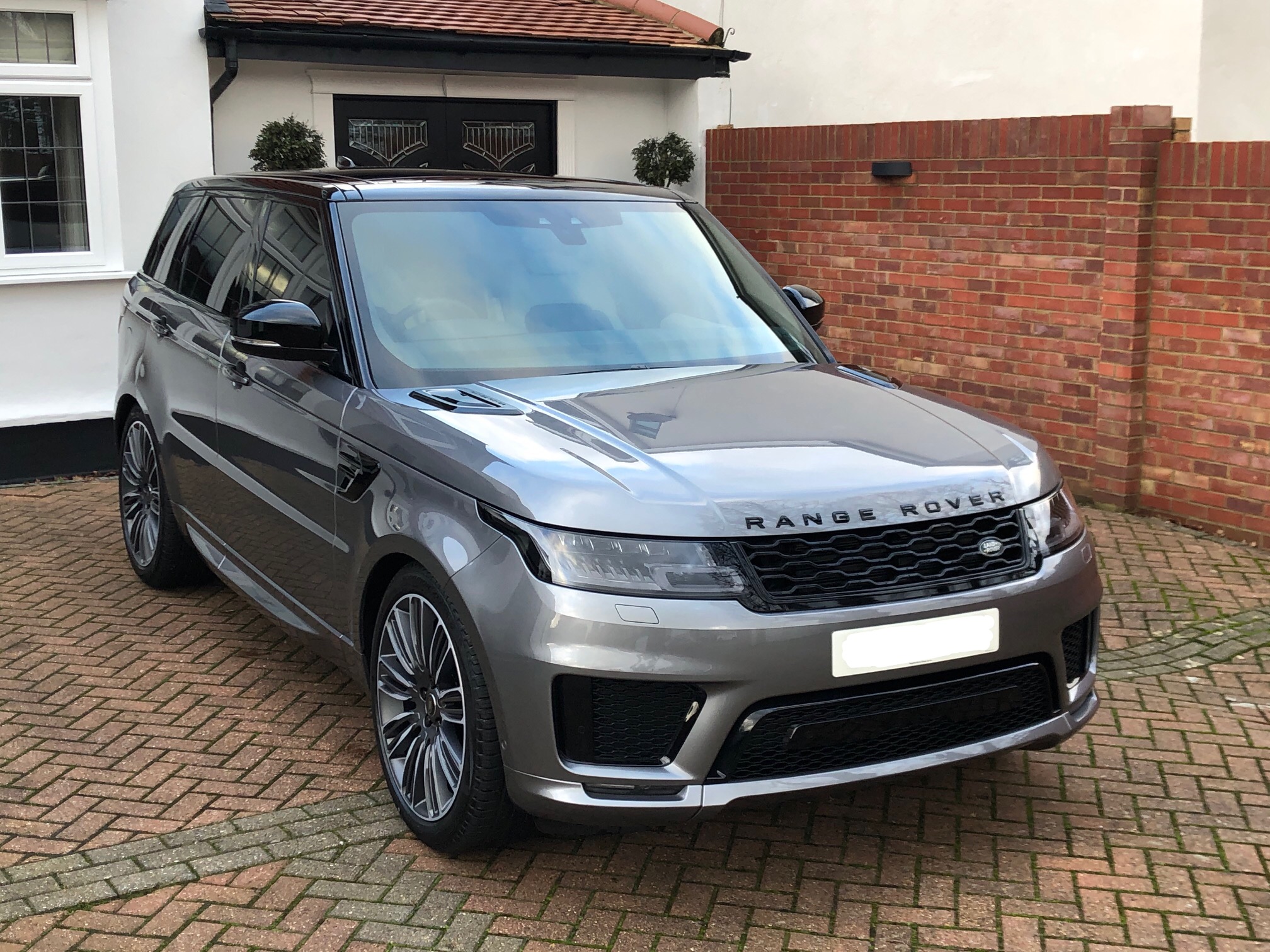 RR Sport 