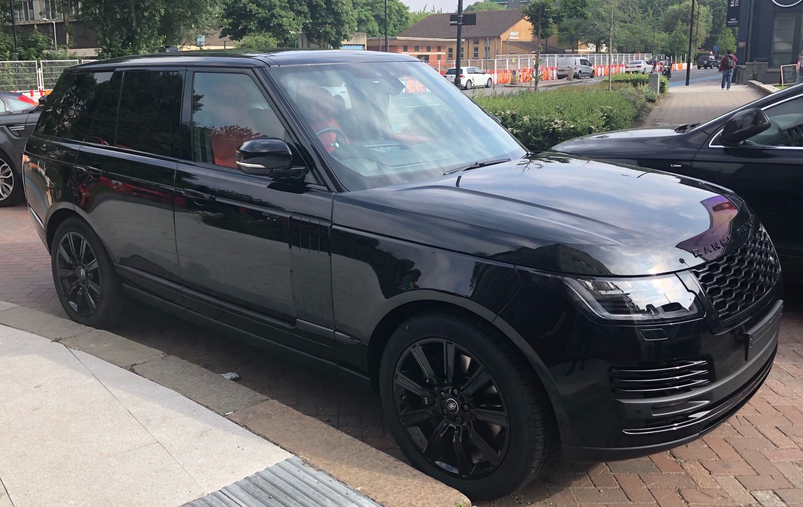 Range Rover Hybrid